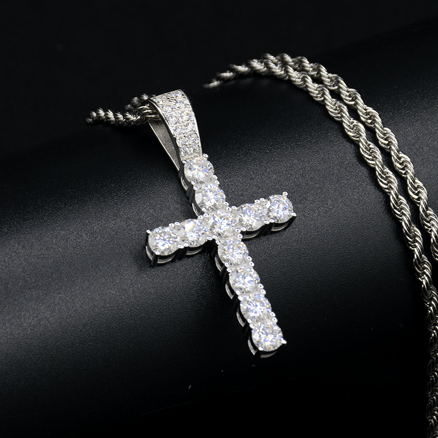 COLLAR CON DIJE