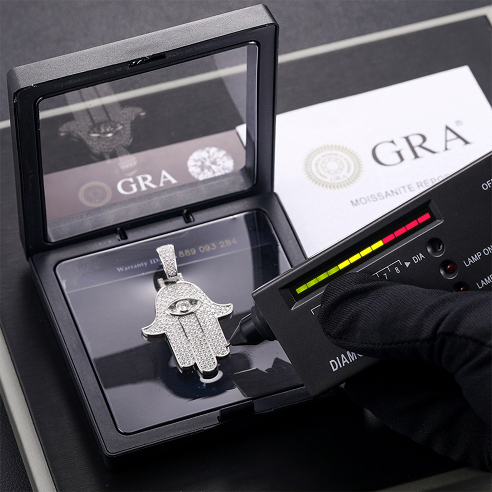 Hamsa VVS1 Moissanita Silver