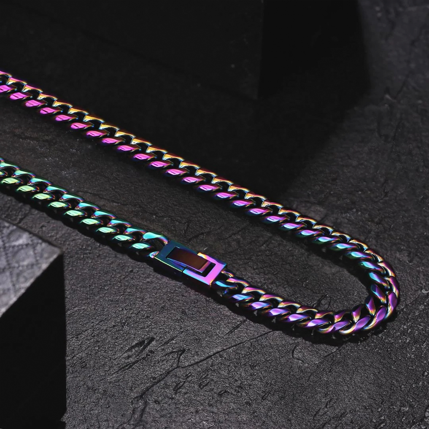 Collares | Lion Luxury