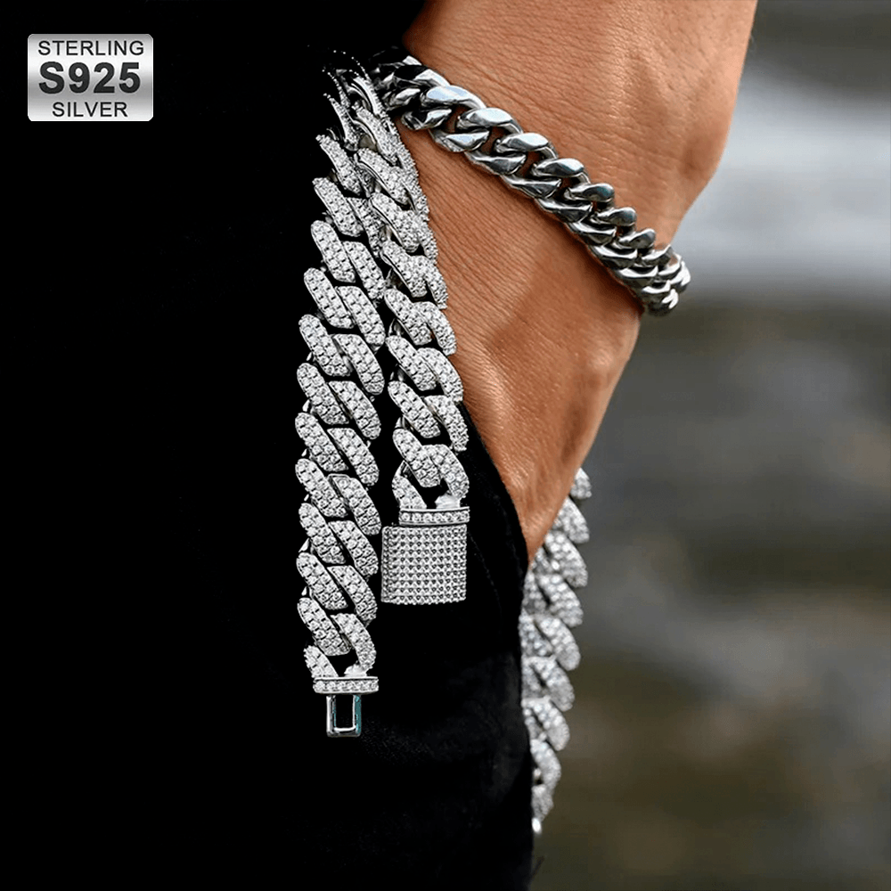 Cadenas | Lion Luxury