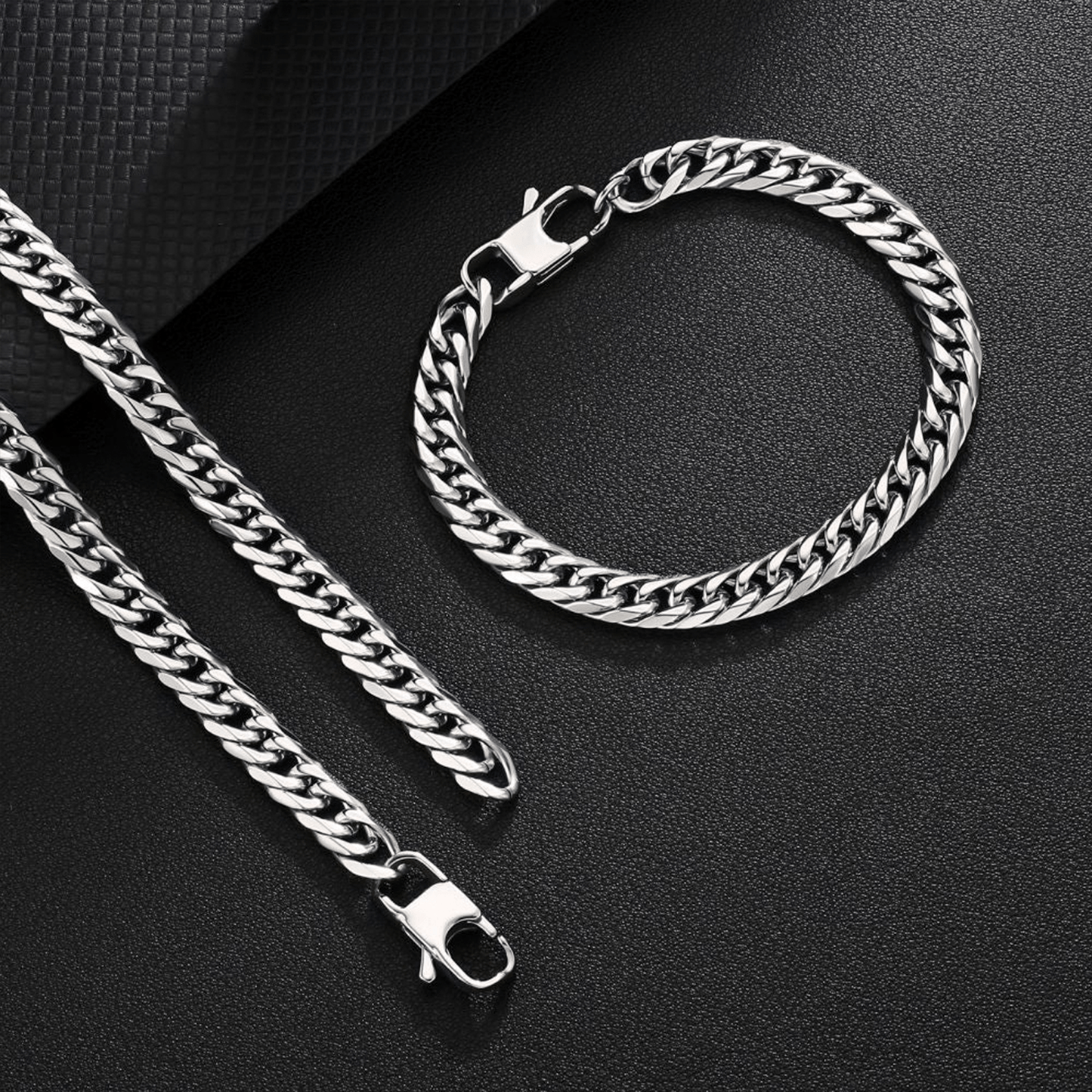 SET | Lion Luxury