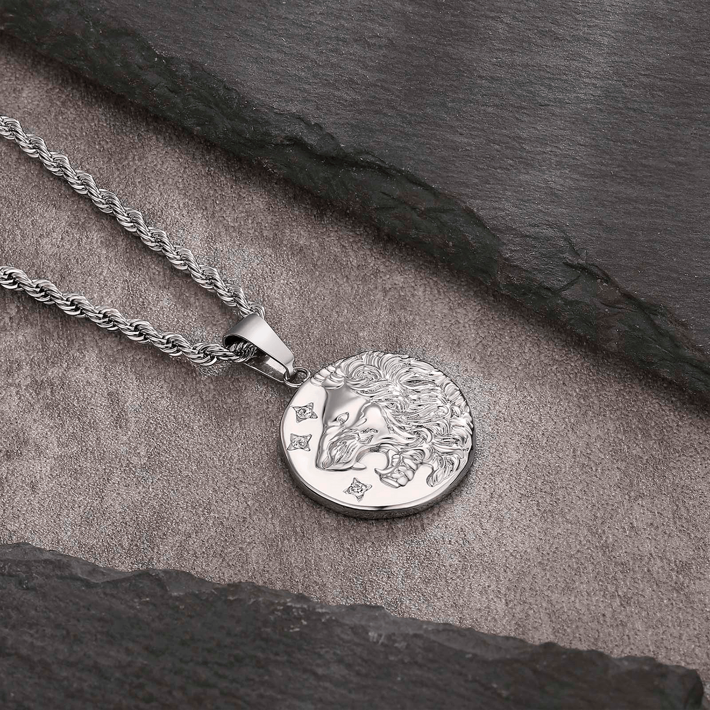 Collares | Lion Luxury
