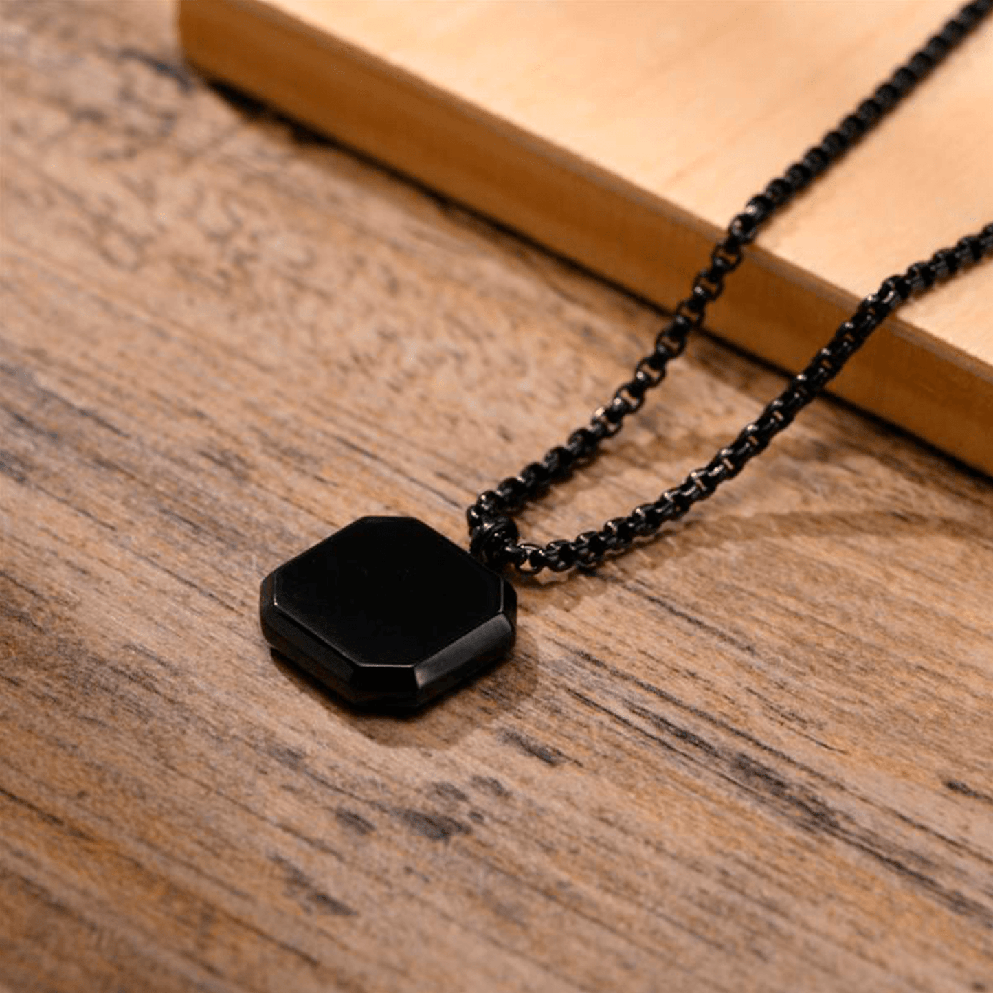 Collares | Lion Luxury