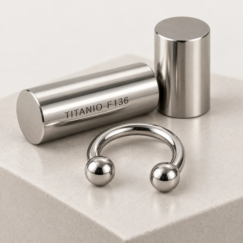 Cilindros con grabado titanio F136 y joyería para piercing