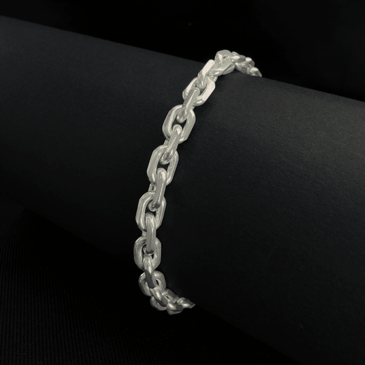 Plata 925 vs Plata 950: diferencias y cuál elegir - Lion Luxury