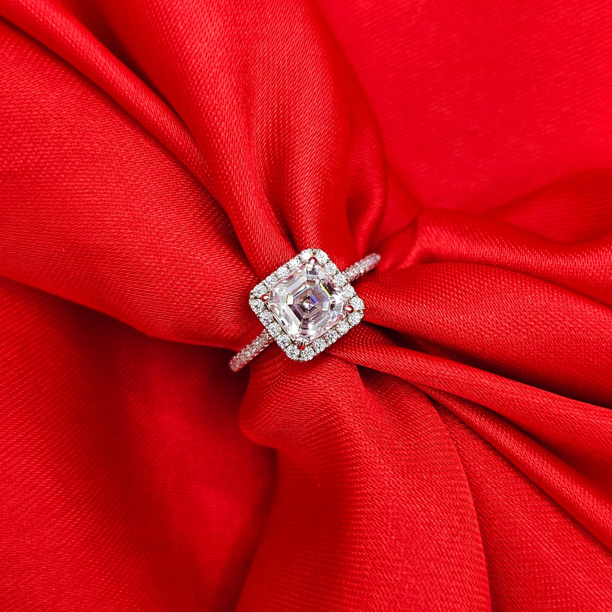 Anillo Londres – Plata 925 con Moissanita | Lion Luxury