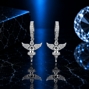 ARETES | Lion Luxury