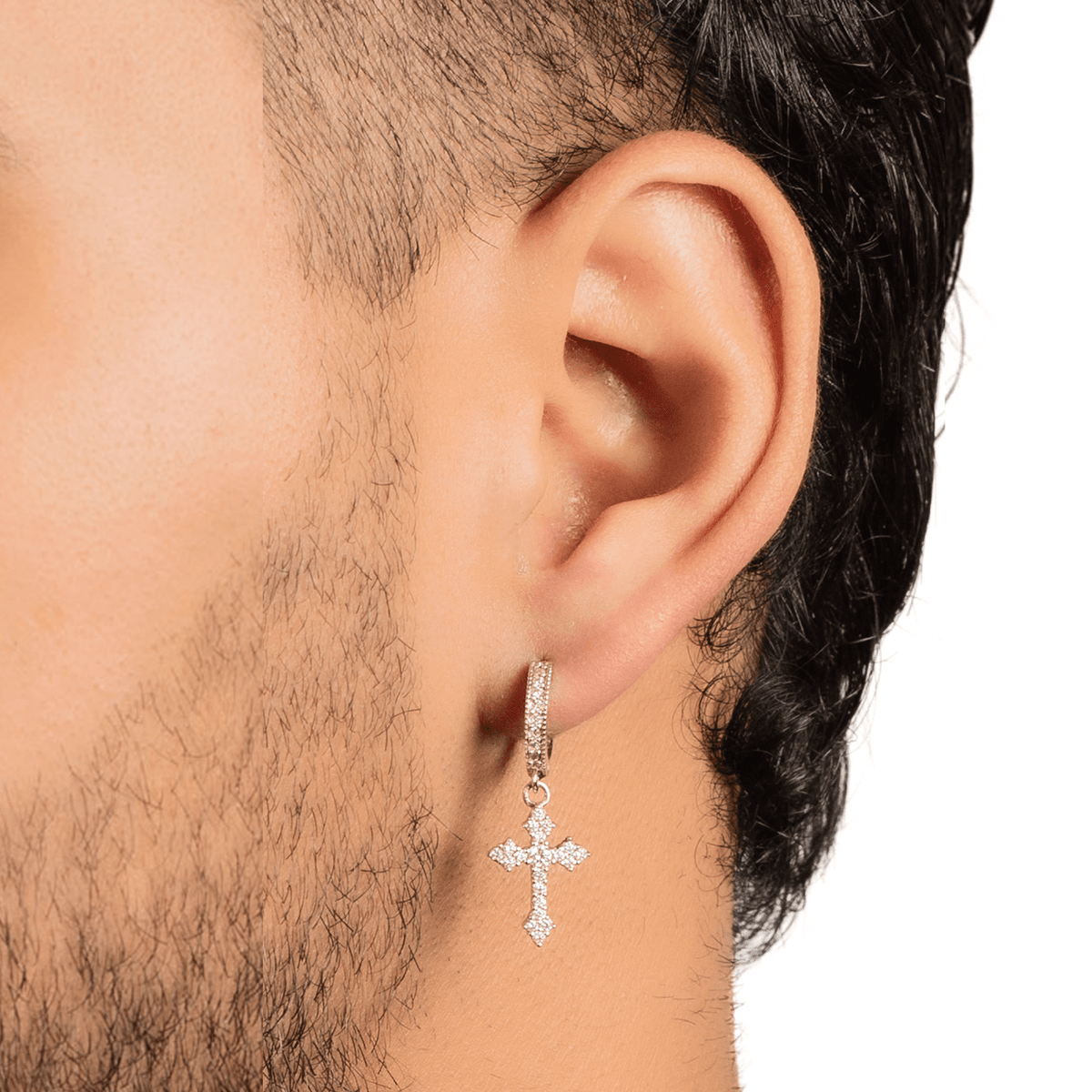Arete Cross Gotic 29.5mm – Plata 925 con Moissanita – detalle 5