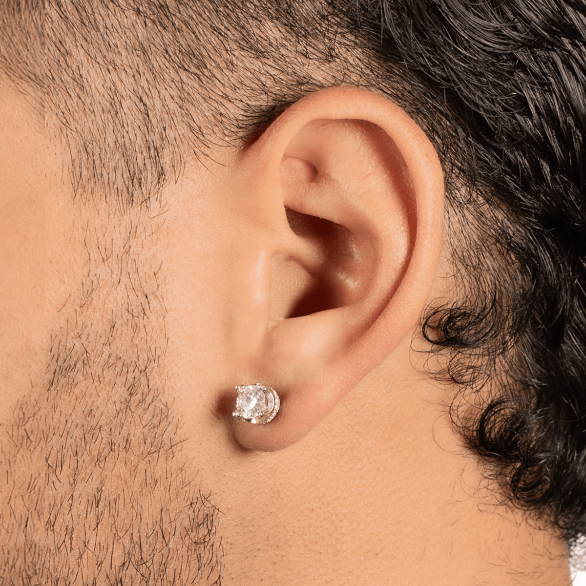 Arete Imperial 8mm – Plata 925 con Moissanita – detalle 4