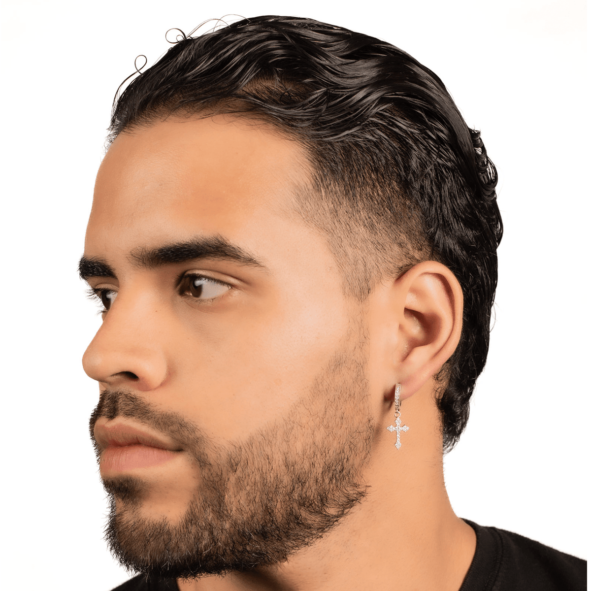 Arete Cross Gotic 29.5mm – Plata 925 con Moissanita – detalle 6