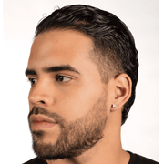Arete Royalty 4.5mm – Plata 925 con Moissanita – detalle 5