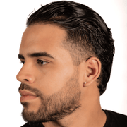 Arete Prisma 3mm – Plata 925 con Moissanita – detalle 9