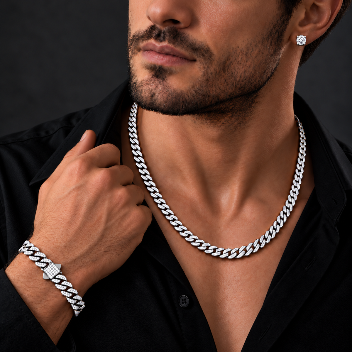 Set Lion Luxury plateado de cadena y pulsera cubanas con aretes Zeus de piedra blanca