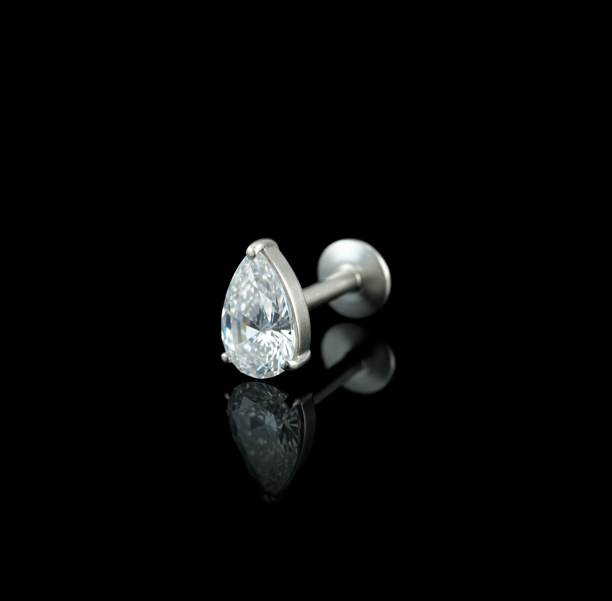 Piercing Nova 6mm – Titanio Grado Implante con Circonia 5A | Lion Luxury