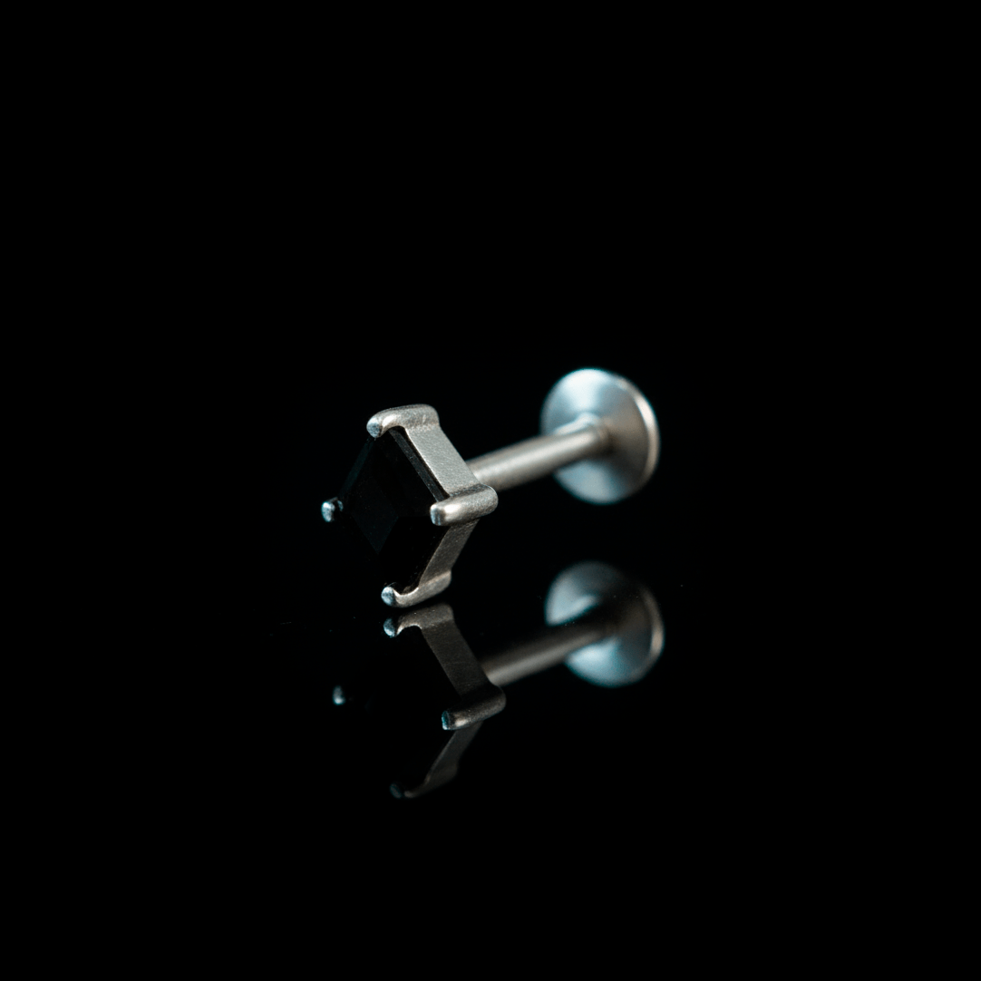 PIERCING TITANIO F136 | Lion Luxury