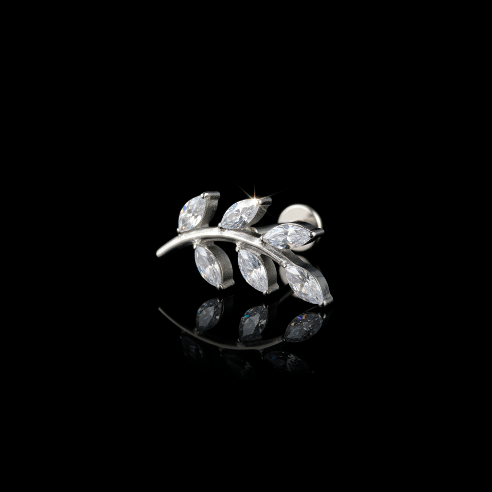 Flower 14mm – Piercing Titanio F136 con Circonia 5A | Lion Luxury