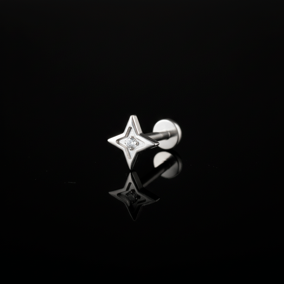 Piercing Star 6mm – Titanio Grado Implante con Circonia 5A | Lion Luxury