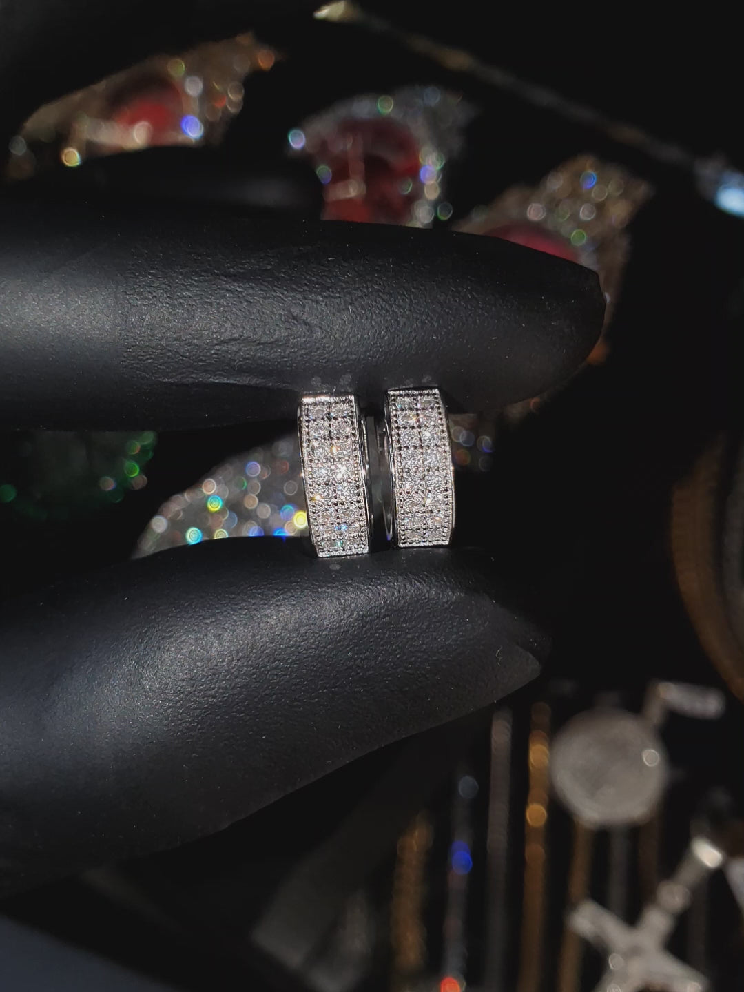 Arete Diamond Lux 13.5mm – Plata 925 con Moissanita – video | Lion Luxury