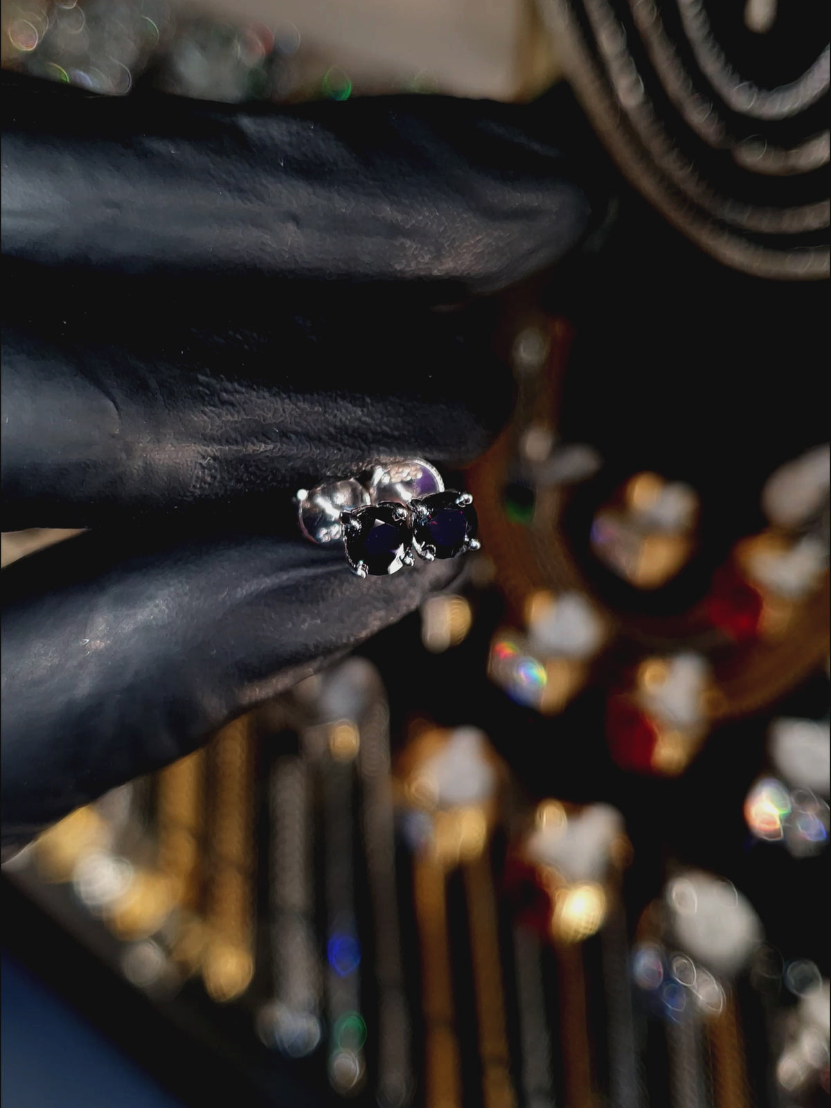 Arete Black Diamond 5mm – Plata 925 con Moissanita – video | Lion Luxury