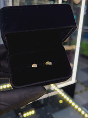 Arete Prisma 3mm – Plata 925 con Moissanita – video | Lion Luxury
