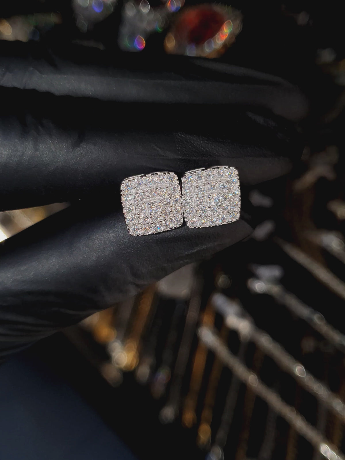 Arete Brilliance 10.5mm – Plata 925 con Moissanita – video | Lion Luxury