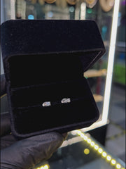 Arete Prisma 3mm – Plata 925 con Moissanita – video | Lion Luxury