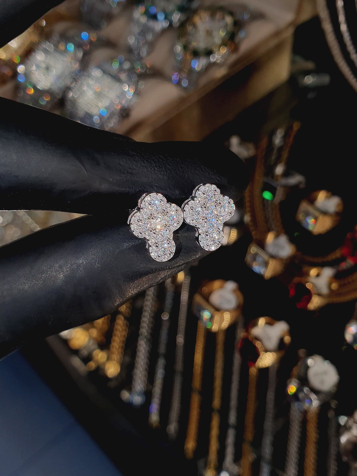 Arete Blessed 13mm – Plata 925 con Moissanita – video | Lion Luxury