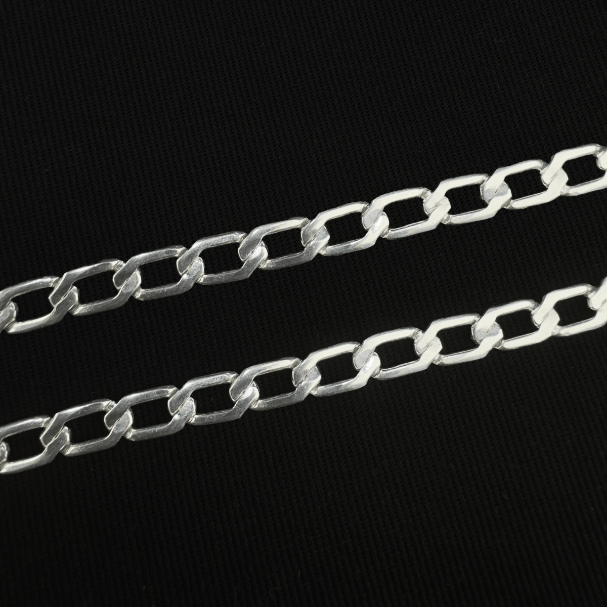 Pulsera Grunet 5.5mm – Plata 950 – detalle 2