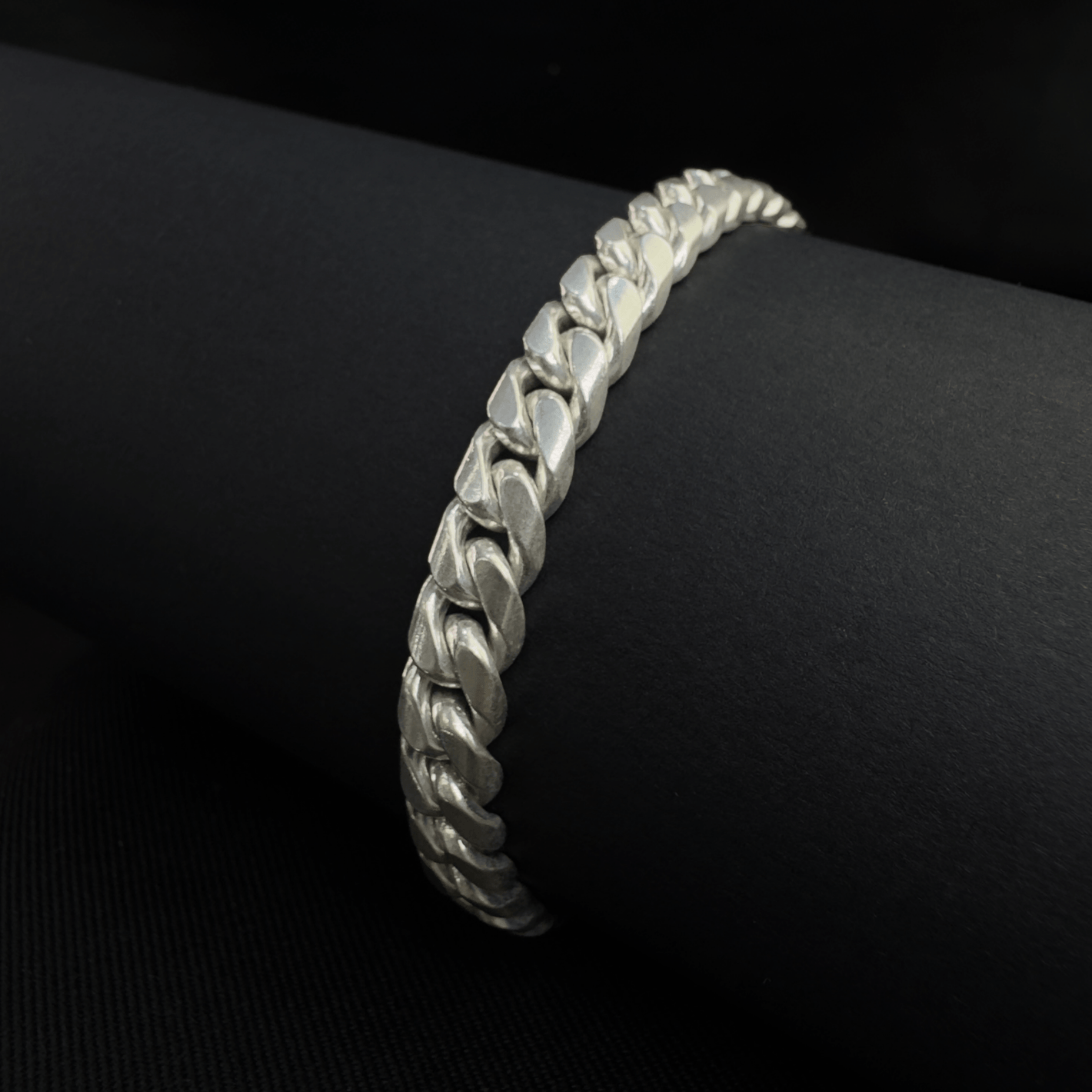 PULSERAS PARA HOMBRES | Lion Luxury