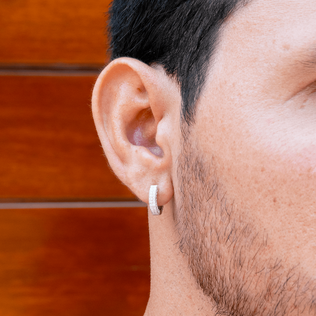 Arete Legend 14mm – Plata 925 con Moissanita – detalle 2