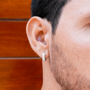 Arete Legend 14mm – Plata 925 con Moissanita – detalle 2