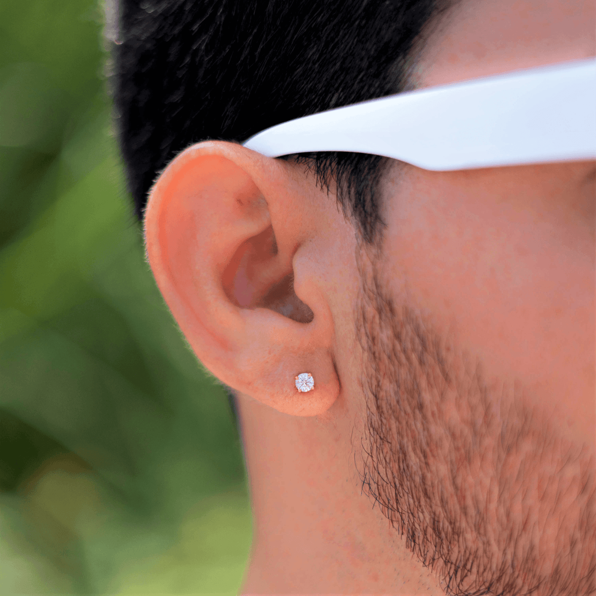 Arete Prisma 4mm – Plata 925 con Moissanita – detalle 12