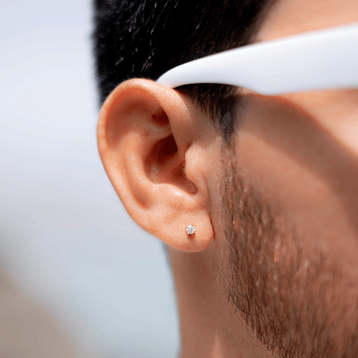 Arete Prisma 3mm – Plata 925 con Moissanita – detalle 7